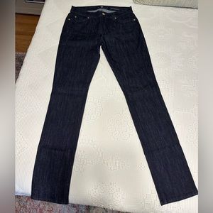 Designer jeans. Roxanne style. Gold stitching on pockets